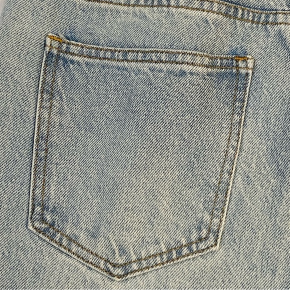 PACSUN New Distressed Mom Jeans High Rise Light Blue Wash Ripped Size 26 - Picture 7 of 16